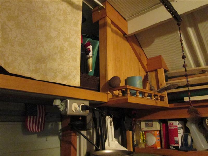 overdoor shelf